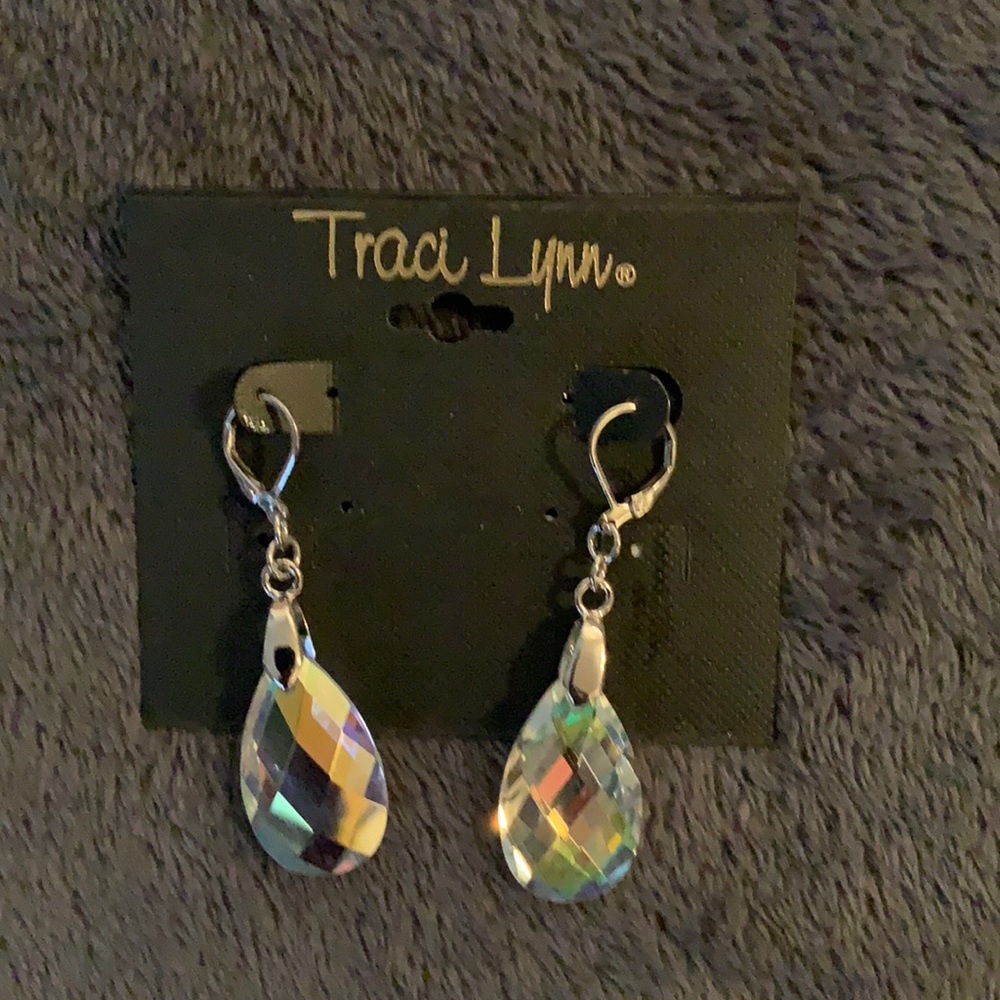 New Traci lynn pierced earrings